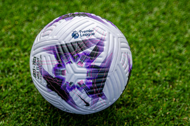 前黯然退场 前黯然退场